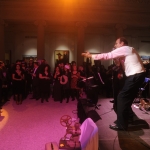 Auctioneer Bill Lynn at the PhotoGALA (c) David Rae Morris, 2009