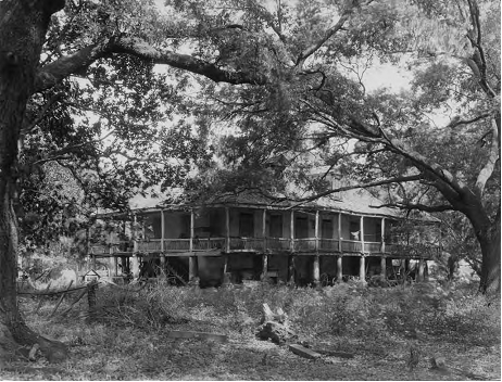 Robert W. Tebbs: Elmwood Plantation (side elevation), 1926, vintage gelatin silver print, Louisiana State Museum, 1956.087.331