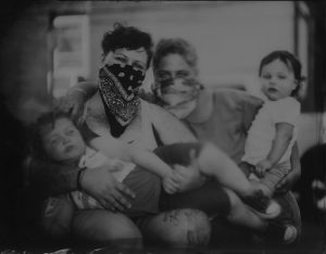 Cooper_HelenMaurene_DeseRae-Felicidad-with-their-children-Theo-Gus-2020