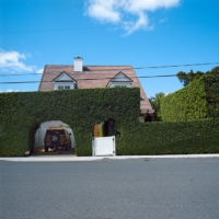 <a href="http://www.tinylenses.com" target="_blank">Tom Wik</a> Tom Wik